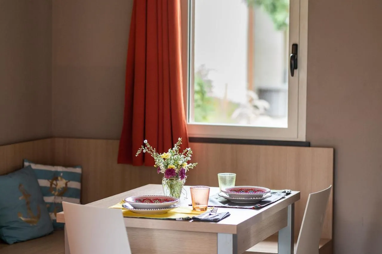 Le Residenze Archimede Aparthotel Syracuse 4*,